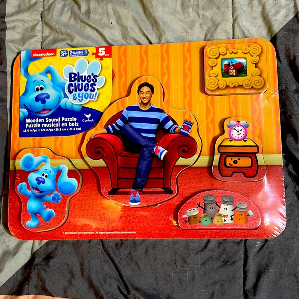 RARE blues clues UNOPENED wooden musical puzzle